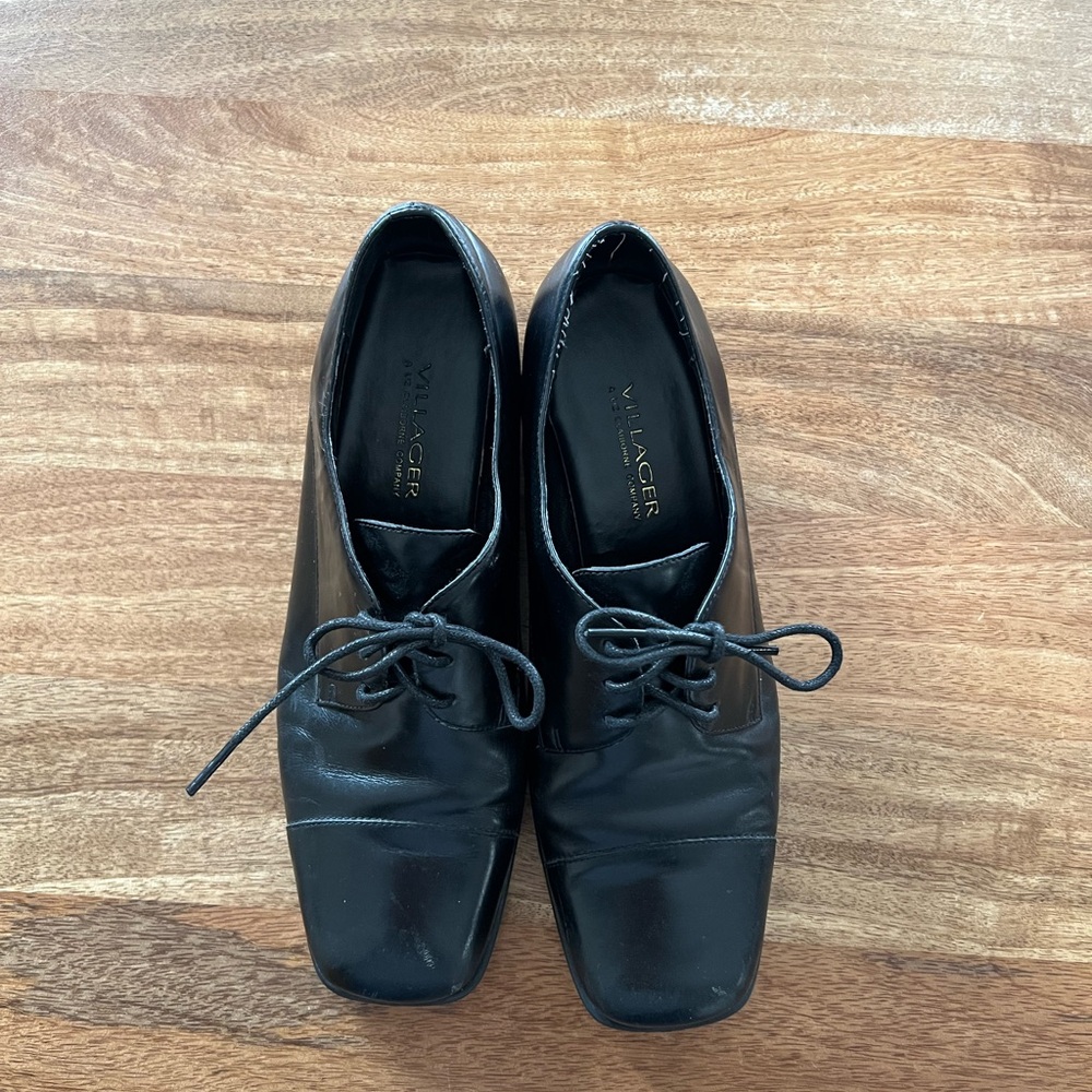 Villager Black Women's Flats